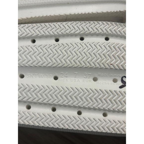 Chunky Gold Chain White Sandals Slides Slip On Summer Shoes - Picture 5 of 6